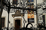 Brunnen-vor-Museum---Kopie---Kopie.jpg 